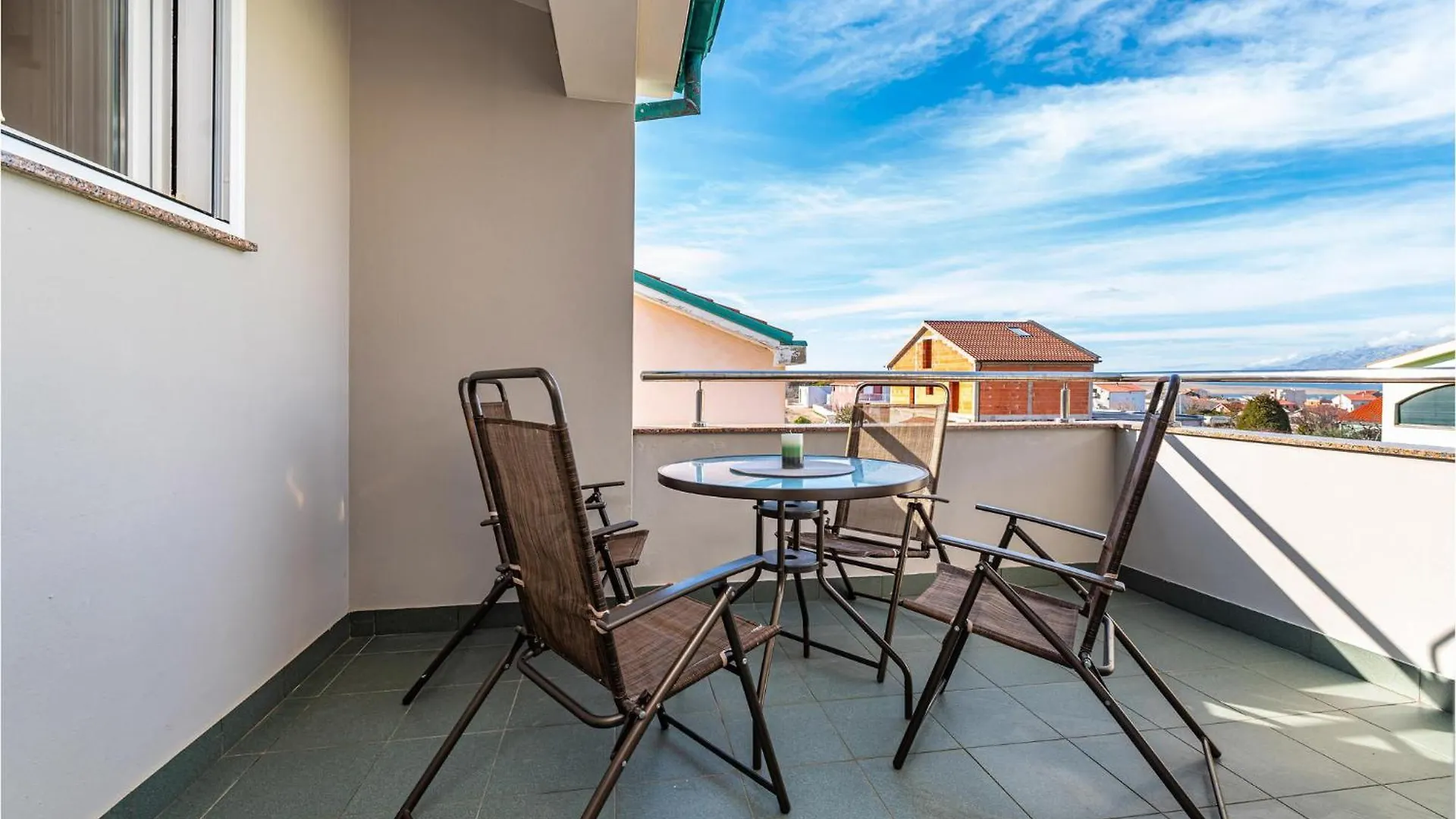 1 Bedroom Nice Apartment In Razanac